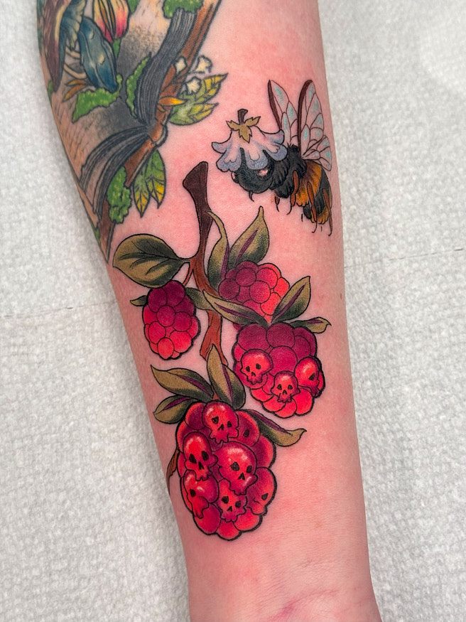 Berries and bees tattoo by Anna Saveria